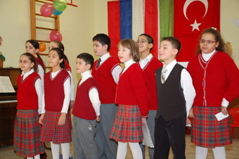 Праздник осени в турецкой школе