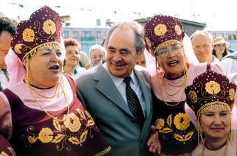 Президент Татарстана Шаймиев на русском празднике Каравон