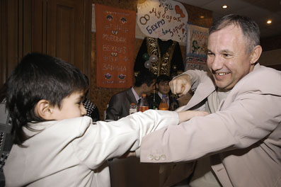 Заирхон Каримов с сыном