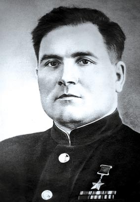 Герой Советского Союза Михаил Девятаев