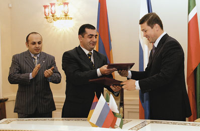 Подписание договора о сотрудничества между районами Казани и Еревана