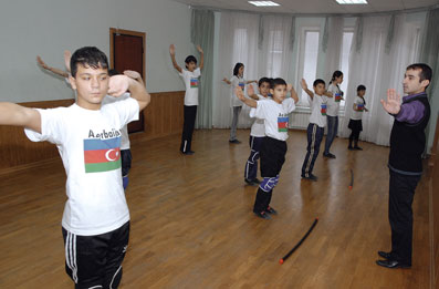 Азербайджанская танцевальная детская группа