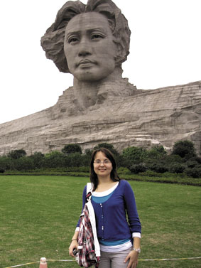 Под сенью Великого кормчего Мао Цзэдуна